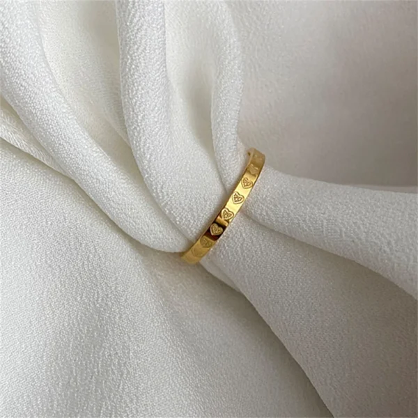 Golden Stainless Steel 2mm Heart Rings Women Size 5/6/7/8/9/10# Thin Finger Ring Wedding Band Engagement Jewelry Girlfriend Gift 2