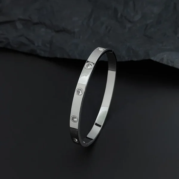 Classic stainless steel 18K gold-plated O-shaped zircon bracelet, high-quality style jewelry, couple gifts 6
